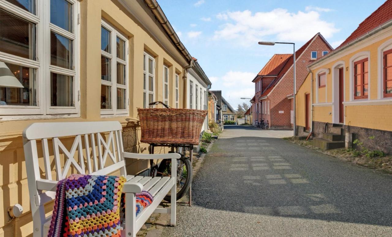 Hyggeligt Gammelt Fiskerhus I Marstal Villa Exterior photo